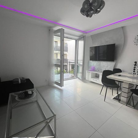 Apartament Z Kuchnia Dla 4 Osob W Centrum Bydgoszczy Mbella Exterior photo